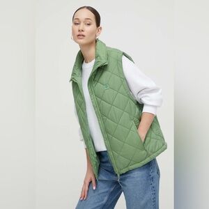 Billabong Women's Transport Quilted Puffy Vest